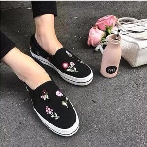 Keds x Kate Spade Shoes Embroidered Black Floral Slip On Platform Sneakers 6.5